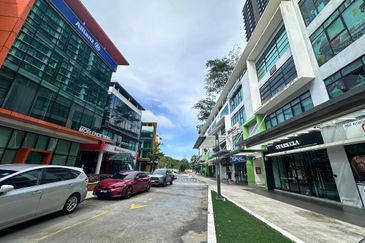 Mid Valley Southkey