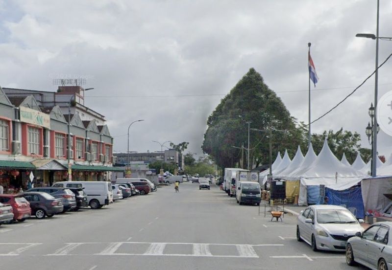 ROI 6.7% Two storey shop, Jalan Niaga, Kota Tinggi