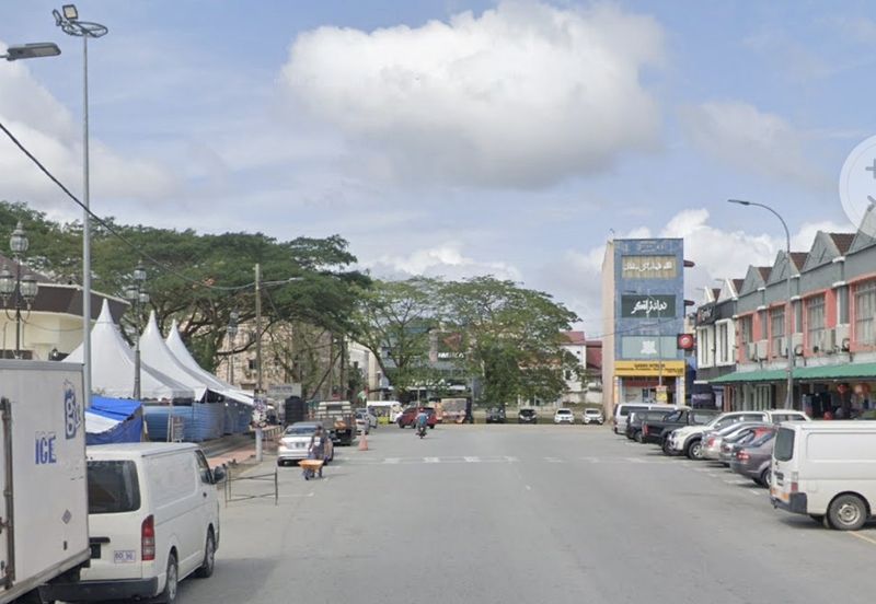 ROI 6.7% Two storey shop, Jalan Niaga, Kota Tinggi