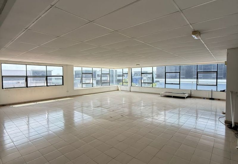 Apex Bizhub Desa Cemerlang