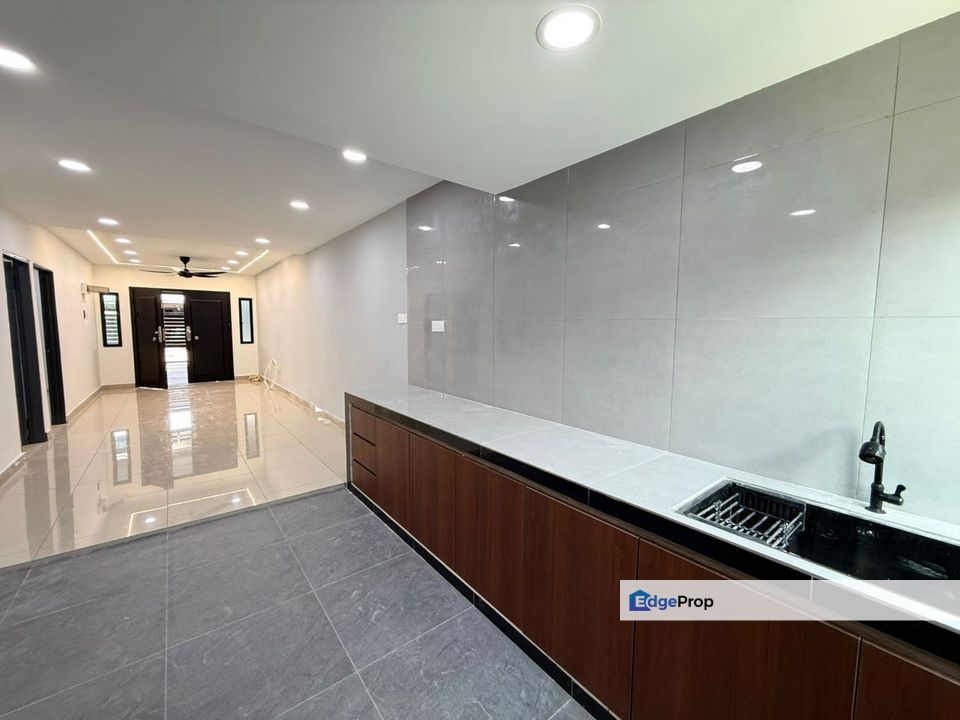 Single Storey Low Cost, Jln Pertanian 28 @ Taman Universiti, Johor, Skudai