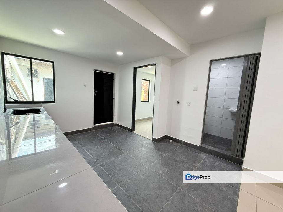 Single Storey Low Cost, Jln Pertanian 28 @ Taman Universiti, Johor, Skudai