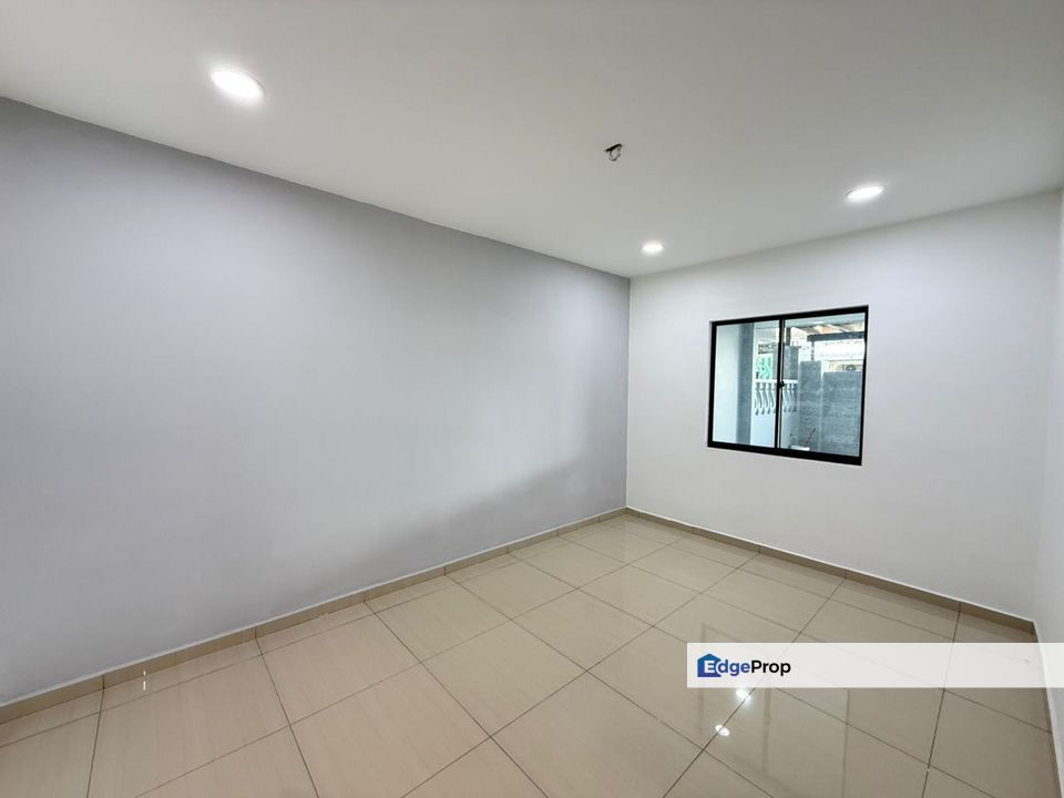 Single Storey Low Cost, Jln Pertanian 28 @ Taman Universiti, Johor, Skudai