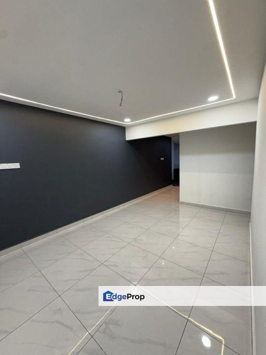 End Lot Double Storey Low Cost, Jln Tenang 9 Taman Damai Jaya, Skudai, Johor, Skudai