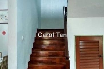 Gate A, Bandar Putra, Kulai, Kulai