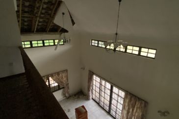 Bungalow at Bandar Putra Kulai 