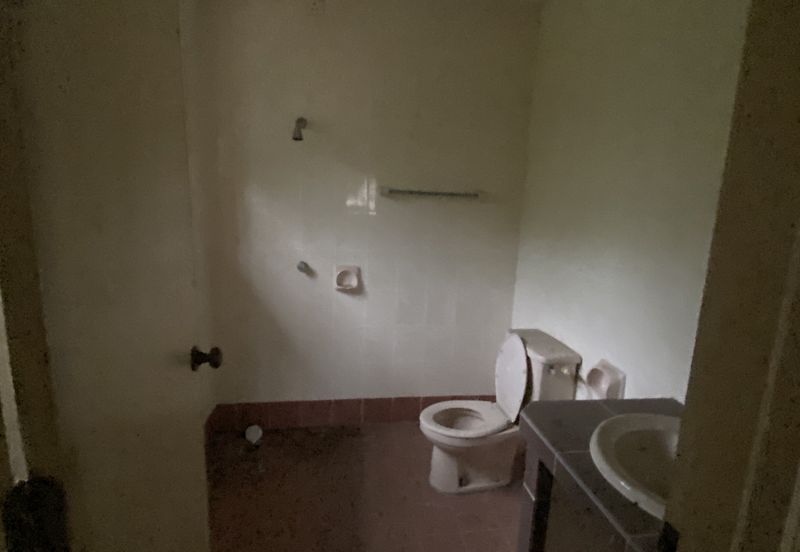 Bungalow at Bandar Putra Kulai 