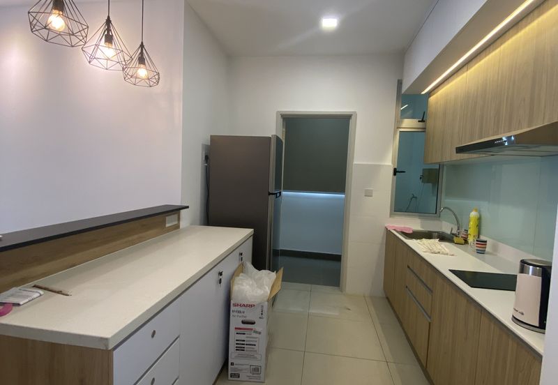 Meridin Bayvue Apartment