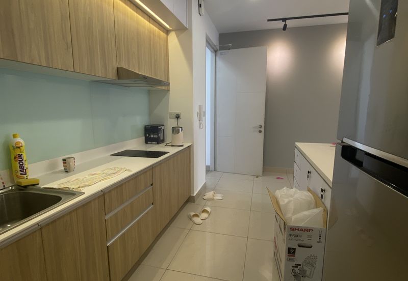 Meridin Bayvue Apartment