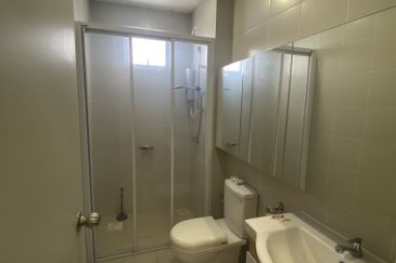 Meridin Bayvue Apartment