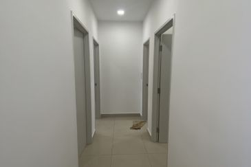 Meridin Bayvue Apartment