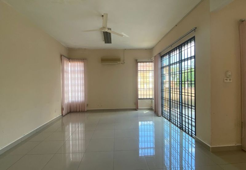 Bungalow Bandar Putra Kulai, Johor Malaysia 