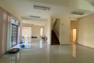 Bungalow Bandar Putra Kulai, Johor Malaysia 