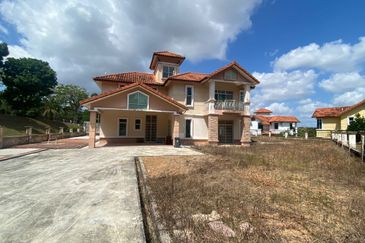 Bungalow Bandar Putra Kulai, Johor Malaysia 