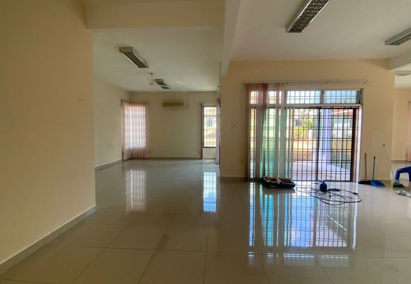 Bungalow Bandar Putra Kulai, Johor Malaysia 