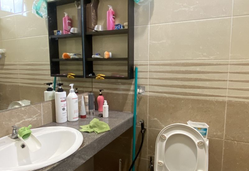 Jalan Anggerik, Taman Kulai Utama 2units joined 