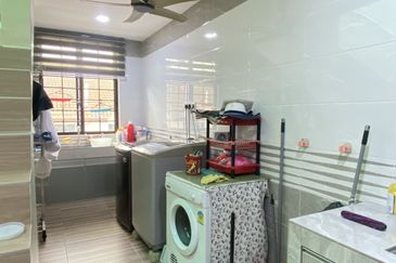 Jalan Anggerik, Taman Kulai Utama 2units joined 