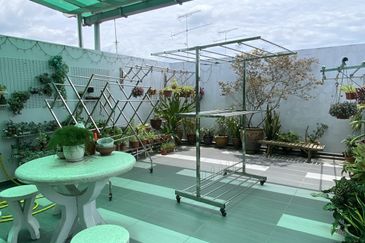 Jalan Anggerik, Taman Kulai Utama 2units joined 