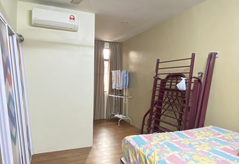 Jalan Anggerik, Taman Kulai Utama 2units joined 