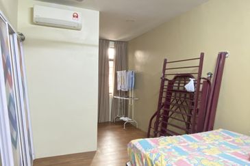 Jalan Anggerik, Taman Kulai Utama 2units joined 