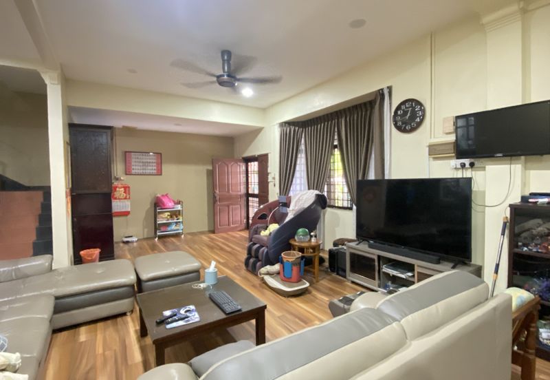 Jalan Anggerik, Taman Kulai Utama 2units joined 