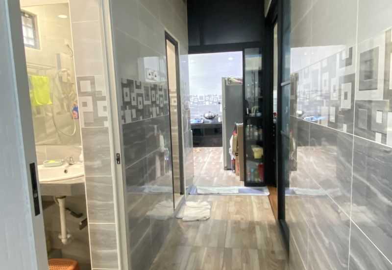 Jalan Anggerik, Taman Kulai Utama 2units joined 