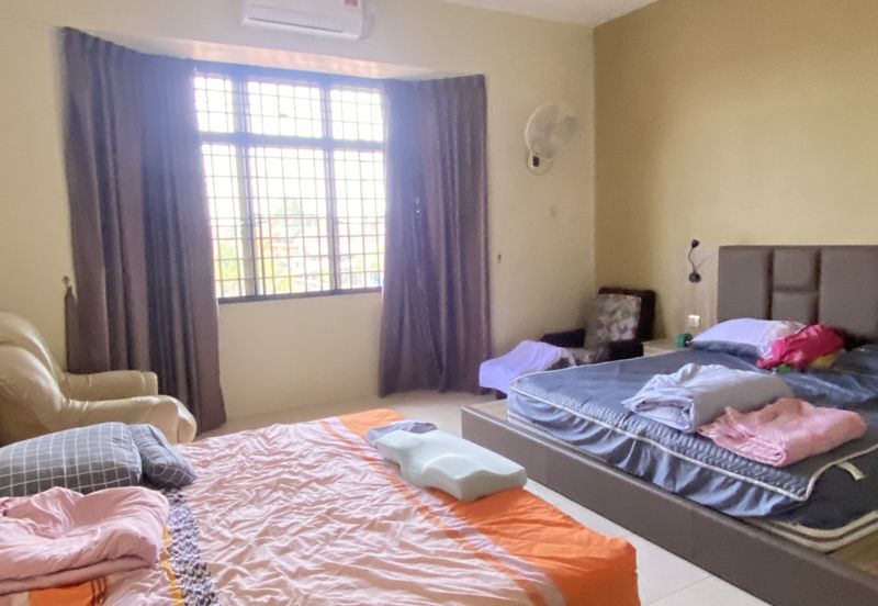 Jalan Anggerik, Taman Kulai Utama 2units joined 