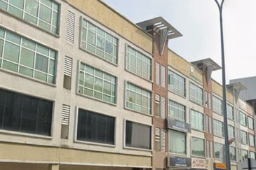 4Storey Shop lot Pusat Perniagaan Ceria Batu Pahat