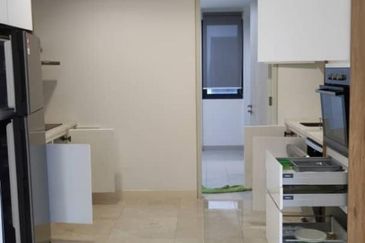 Imperia @ Puteri Harbour