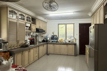 Single storey bungalow Taman Majidee Johor Bahru 