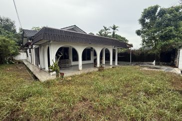 Single storey bungalow Taman Majidee Johor Bahru 