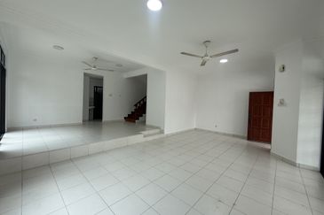 Semi D Jalan Belibis, Taman Perling, Johor Bahru