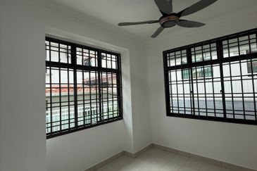 Semi D Jalan Belibis, Taman Perling, Johor Bahru