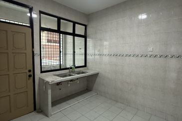 Semi D Jalan Belibis, Taman Perling, Johor Bahru