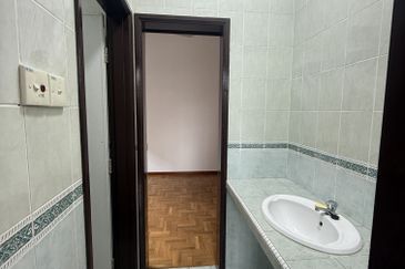 Semi D Jalan Belibis, Taman Perling, Johor Bahru