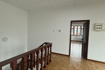 Semi D Jalan Belibis, Taman Perling, Johor Bahru