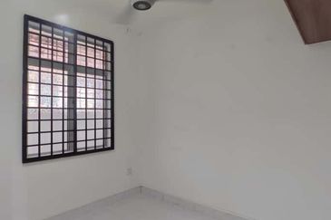 Single storey Jalan Uda Utama, Bandar Uda Utama Jb