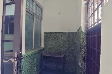 Single storey Jalan Uda Utama, Bandar Uda Utama Jb