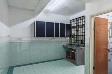 Single storey Jalan Uda Utama, Bandar Uda Utama Jb