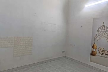 Single storey Jalan Uda Utama, Bandar Uda Utama Jb