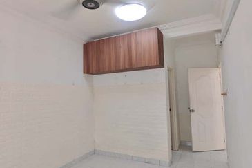Single storey Jalan Uda Utama, Bandar Uda Utama Jb