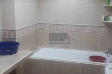 Twin Towers, Ratu Mutiara