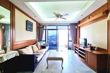 Marina Tower, Ratu Mutiara