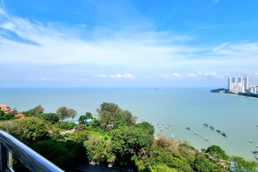 Marina Tower, Ratu Mutiara