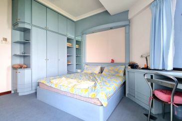 Marina Tower, Ratu Mutiara