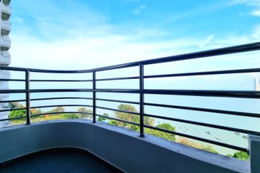 Marina Tower, Ratu Mutiara