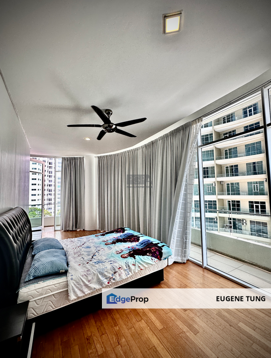 8 Gurney (The Shore) Condominium on Gurney Drive. for Rental RM8,500