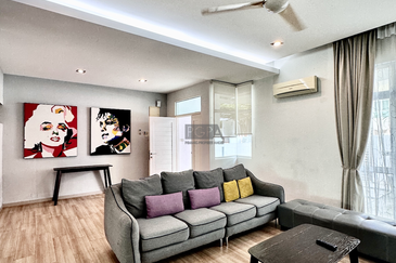 3-Storey Terraced House at Shamrock Beach Villas in Batu Ferringhi.