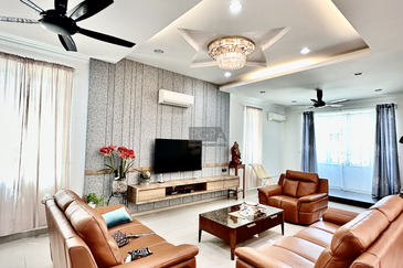 Three-Storey Bungalow in a Cul-De-Sac in Bayan Lepas.