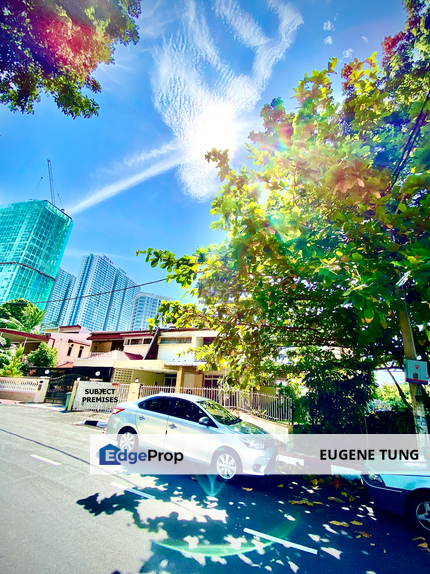 Semi-Detached Property on Lorong Batu Bukit 2 in Tanjong Tokong, Penang, Tanjung Tokong